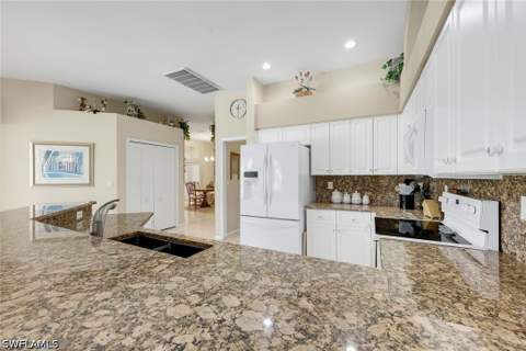 26370 Summer Greens Dr, Bonita Springs FL - photo 10 of 49