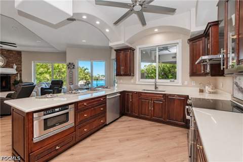 1603 NW 44th Ave, Cape Coral FL - photo 9 of 52