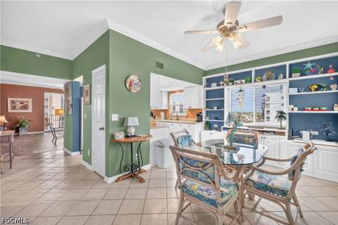 4361 Bay Beach Ln 424, Fort Myers Beach FL - photo 11 of 35