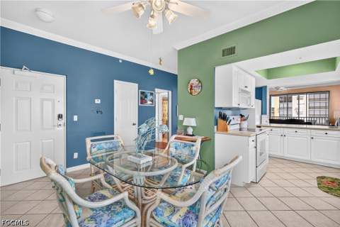 4361 Bay Beach Ln 424, Fort Myers Beach FL - photo 13 of 35