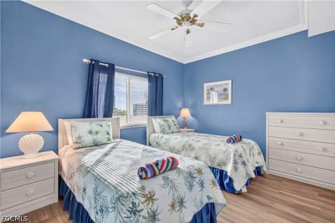 4361 Bay Beach Ln 424, Fort Myers Beach FL - photo 18 of 35
