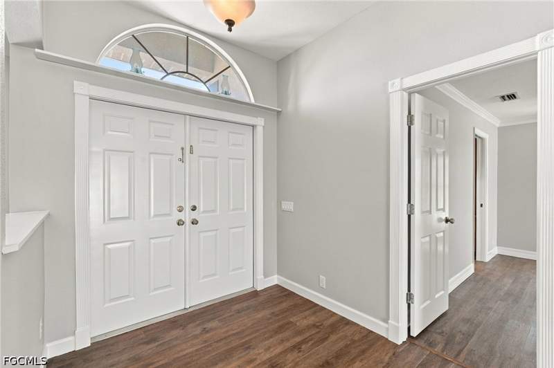 4 bedroom SingleFamilyResidence at 3914 SW 25th Ct, Cape Coral, Cape Coral — photo 4