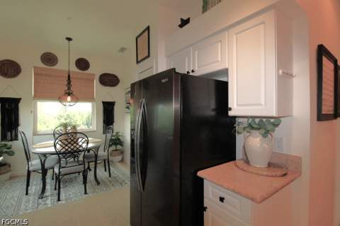 16655 Lake Circle Dr 850, Fort Myers FL - photo 11 of 33