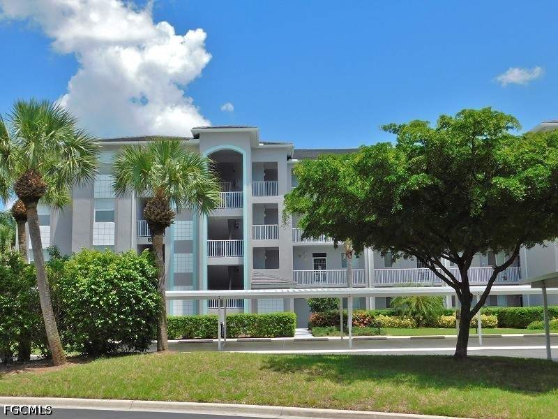 2 bedroom Condominium at 16655 Lake Circle Dr 850, Terrace IV, Fort Myers — photo 2