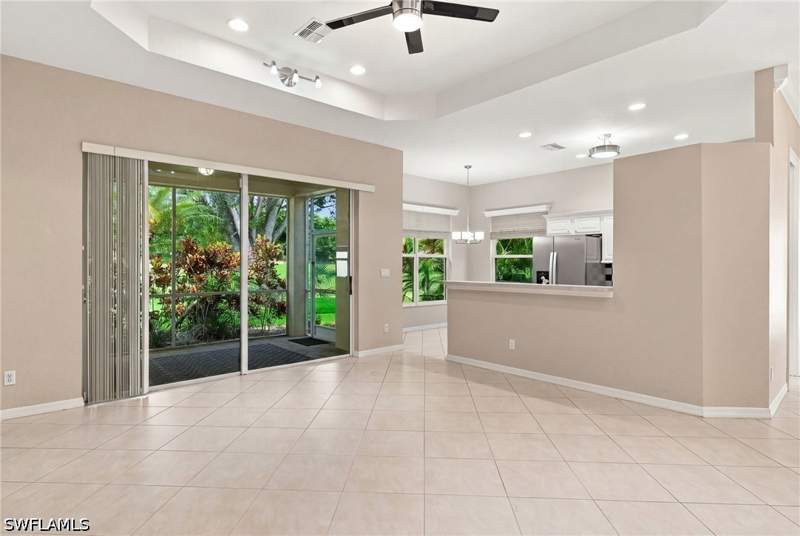 2 bedroom SingleFamilyResidence at 357 Harvard Ln, Oxford Village, Naples — photo 4