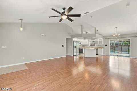304 NE 20th Ter, Cape Coral FL - photo 6 of 36