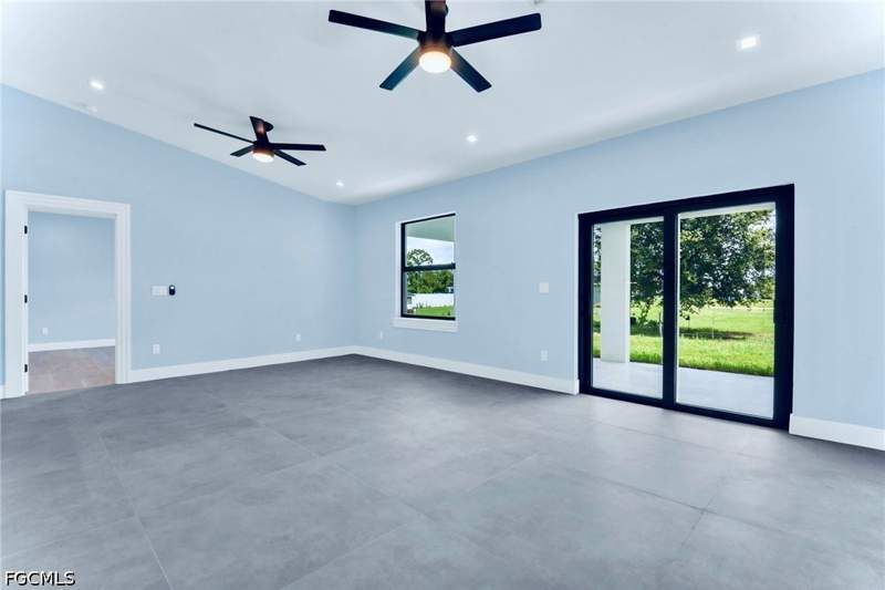 3 bedroom SingleFamilyResidence at 3302 18th St SW, Lehigh Acres, Lehigh Acres — photo 5