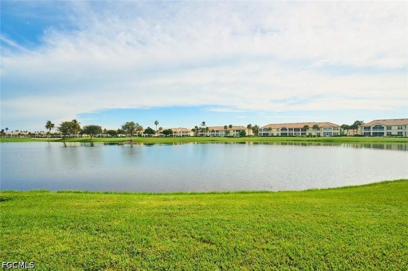 2 bedroom Condominium at 16481 Millstone Cir 105, Waterford, Fort Myers — photo 2
