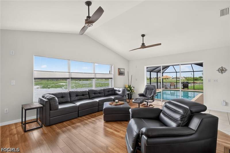 3 bedroom SingleFamilyResidence at 224 NW 12th Ln, Cape Coral, Cape Coral — photo 4