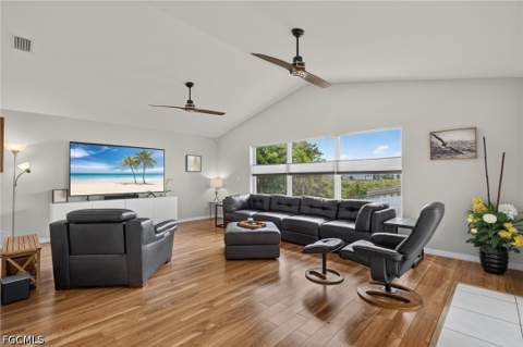 224 NW 12th Ln, Cape Coral FL - photo 7 of 50