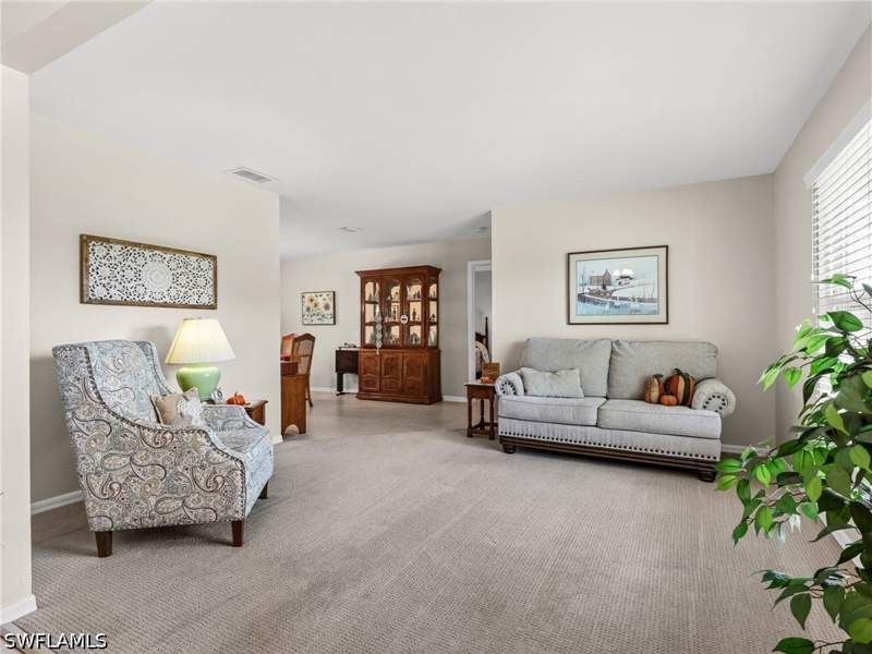 3 bedroom SingleFamilyResidence at 27 NE 9th Pl, Cape Coral, Cape Coral — photo 2