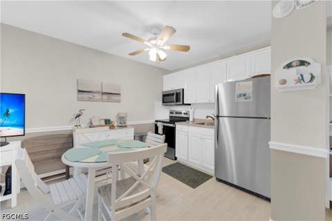 7300 Estero Blvd 307, Fort Myers Beach FL - photo 6 of 26