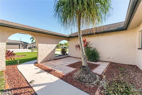 1506 SW 52nd Ln, Cape Coral FL - photo 9 of 51