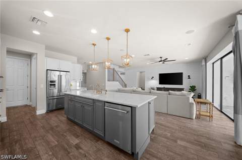16344 Camden Lakes Cir, Naples FL - photo 7 of 37