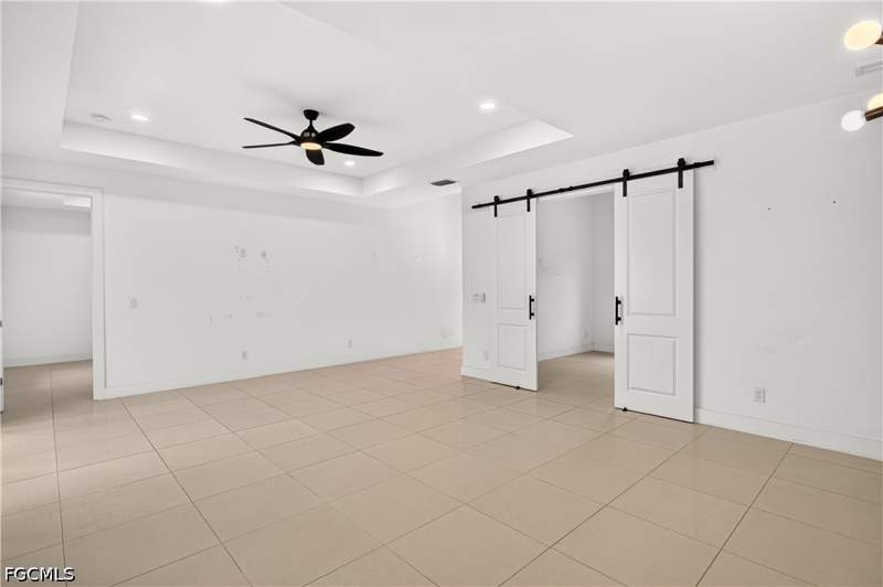 3 bedroom SingleFamilyResidence at 404 Chiquita Blvd N, Cape Coral, Cape Coral — photo 3