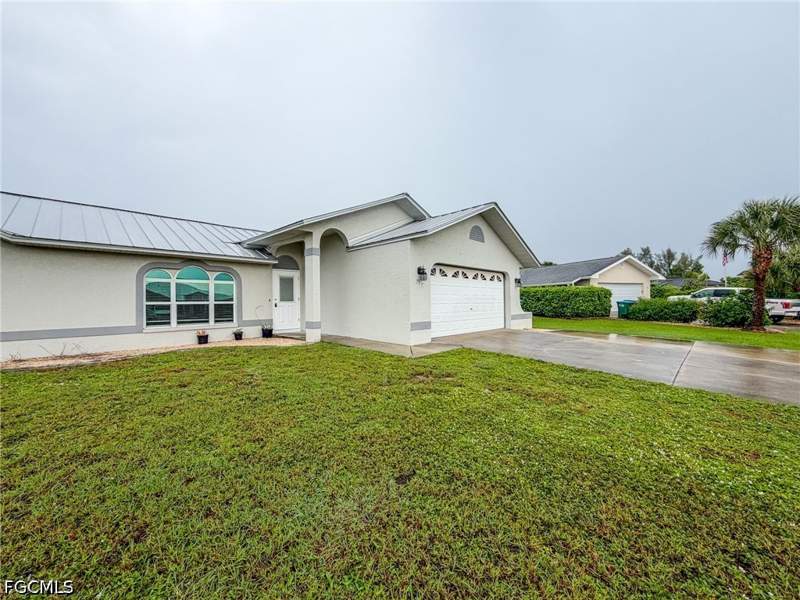 3 bedroom SingleFamilyResidence at 317 SE 25th Ter, Cape Coral, Cape Coral — photo 5