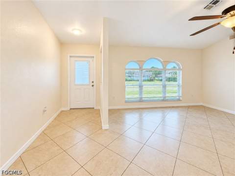 317 SE 25th Ter, Cape Coral FL - photo 7 of 29