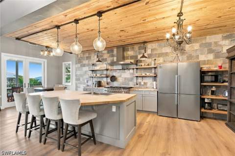 211 Sterling Ave, Fort Myers Beach FL - photo 9 of 50