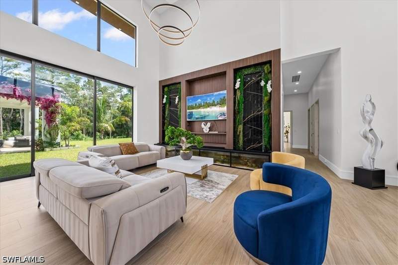 4 bedroom SingleFamilyResidence at 360 3rd St NW, Golden Gate Estates, Naples — photo 5