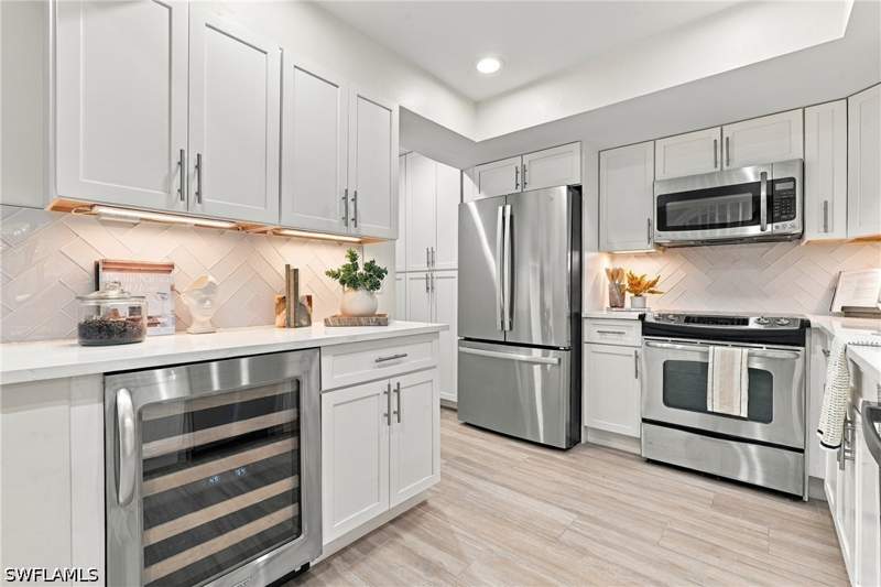 2 bedroom Townhouse at 830 Meadowland Dr G, Pelican Ridge, Naples — photo 2