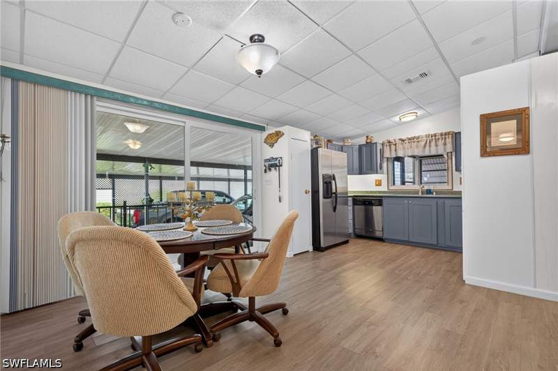 2 bedroom ManufacturedHome at 20720 Port Dr, Mariners Cove, Estero — photo 4