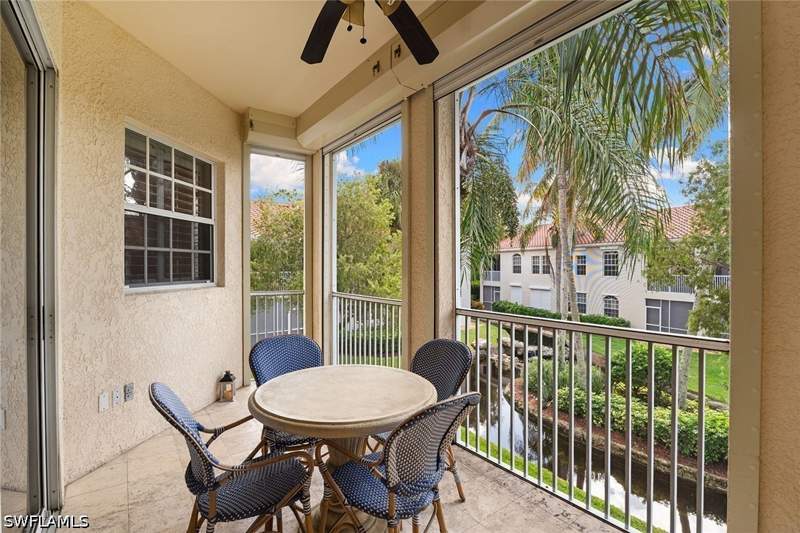 2 bedroom Condominium at 400 L Ambiance Cir 204, L'Ambiance, Naples — photo 4
