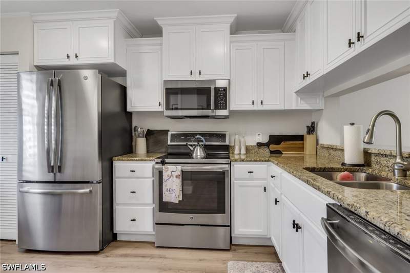 2 bedroom Condominium at 3031 Sandpiper Bay Cir F106, Naples Sandpiper Bay Club, Naples — photo 2