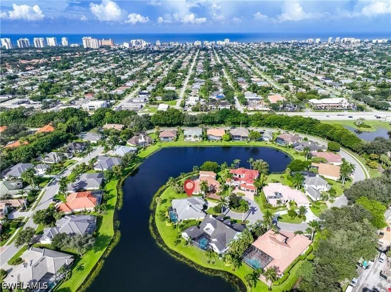 3 bedroom SingleFamilyResidence at 903 Spanish Moss Trl, Gables, Naples — photo 4