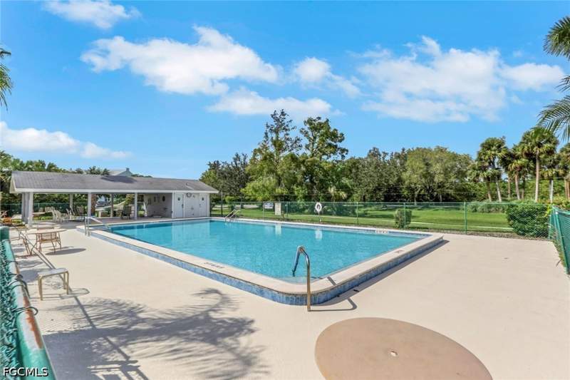 2 bedroom Condominium at 1055 Palm Ave 214, Marinatown Village Condo, North Fort Myers — photo 2