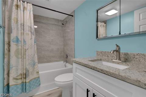 1055 Palm Ave 214, North Fort Myers FL - photo 20 of 26