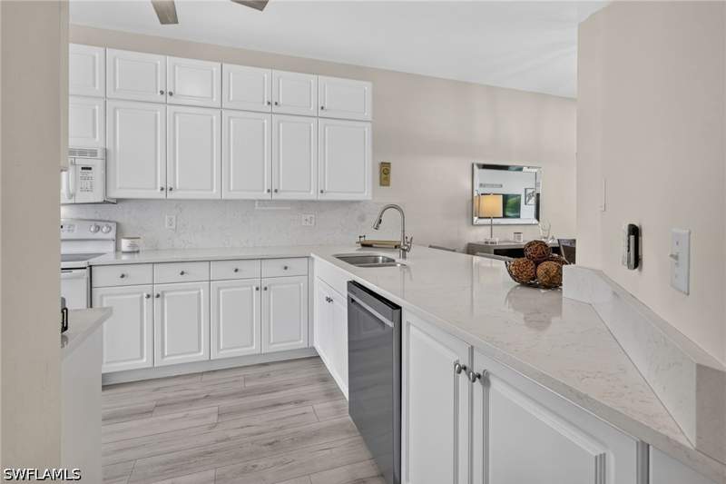 2 bedroom Condominium at 9500 Highland Woods Blvd 7101, Terrace IV, Bonita Springs — photo 4