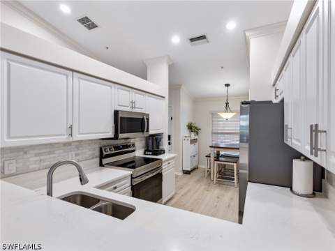 20000 Barletta Ln 724, Estero FL - photo 11 of 33