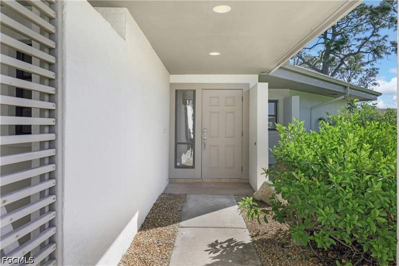 2 bedroom Duplex at 16580 Timberlakes Dr 1, Eagles Landing, Fort Myers — photo 4