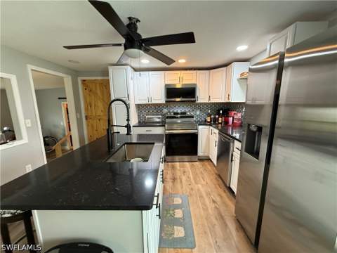 27547 Macke Dr, Bonita Springs FL - photo 6 of 9