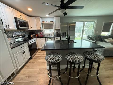 27547 Macke Dr, Bonita Springs FL - photo 7 of 9