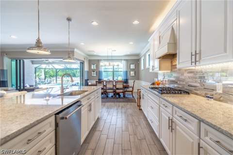 7247 Clamshell Ln, Naples FL - photo 12 of 34