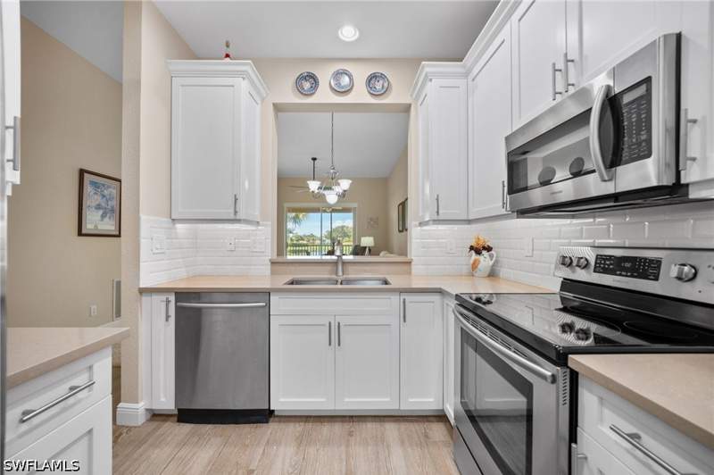 2 bedroom Condominium at 2325 Carrington Ct 203, Carrington, Naples — photo 3