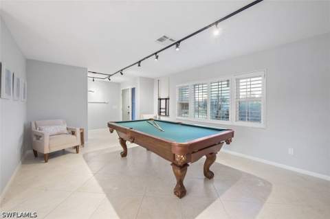 430 Driftwood Ct, Marco Island FL - photo 10 of 32