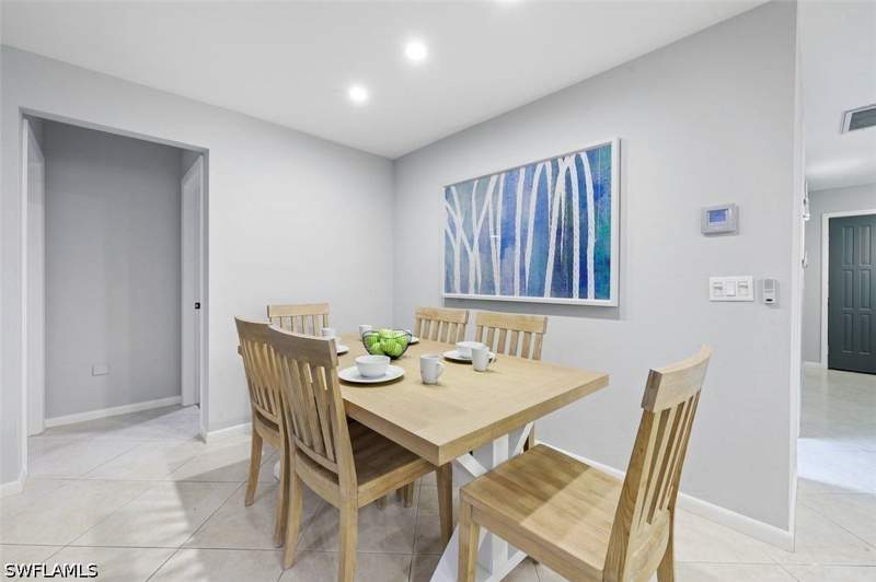 4 bedroom SingleFamilyResidence at 430 Driftwood Ct, Marco Island, Marco Island — photo 5