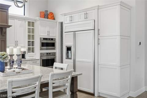 12465 Lockford Ln, Naples FL - photo 7 of 35