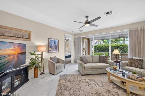 5040 Yacht Harbor Cir 102, Naples FL - photo 10 of 44