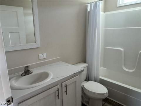 126 Raintree Ln, Fort Myers FL - photo 9 of 14