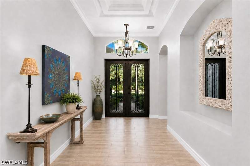 3 bedroom SingleFamilyResidence at 9369 Campanile Cir, Chiasso, Naples — photo 3