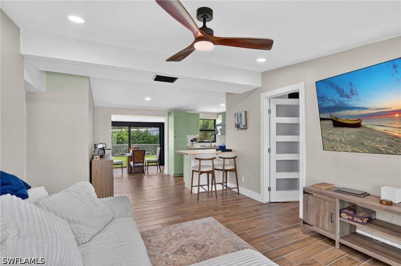 4 bedroom SingleFamilyResidence at 1363 Brookside Dr, Brookside, Naples — photo 4