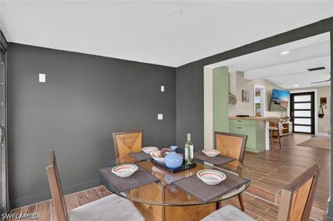 1363 Brookside Dr, Naples FL - photo 8 of 50
