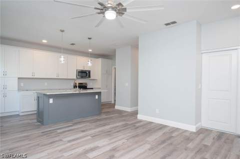 6119 Lake Front Dr, Fort Myers FL - photo 14 of 37