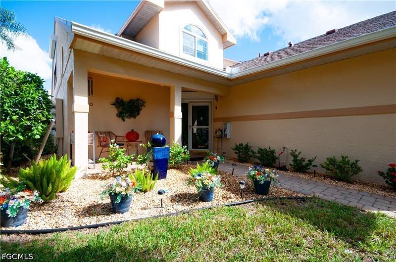 3 bedroom Townhouse at 4196 Tequesta Dr, Village On Crystal Lake, Estero — photo 4