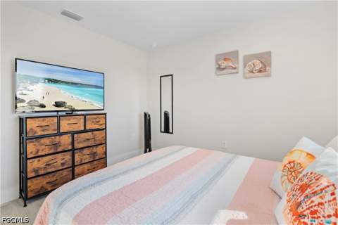 2817 SW 3rd St, Cape Coral FL - photo 7 of 35