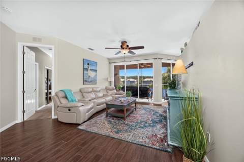 10017 Sky View Way 1505, Fort Myers FL - photo 10 of 46