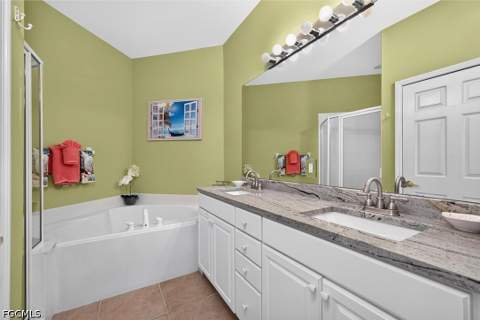 10017 Sky View Way 1505, Fort Myers FL - photo 23 of 46